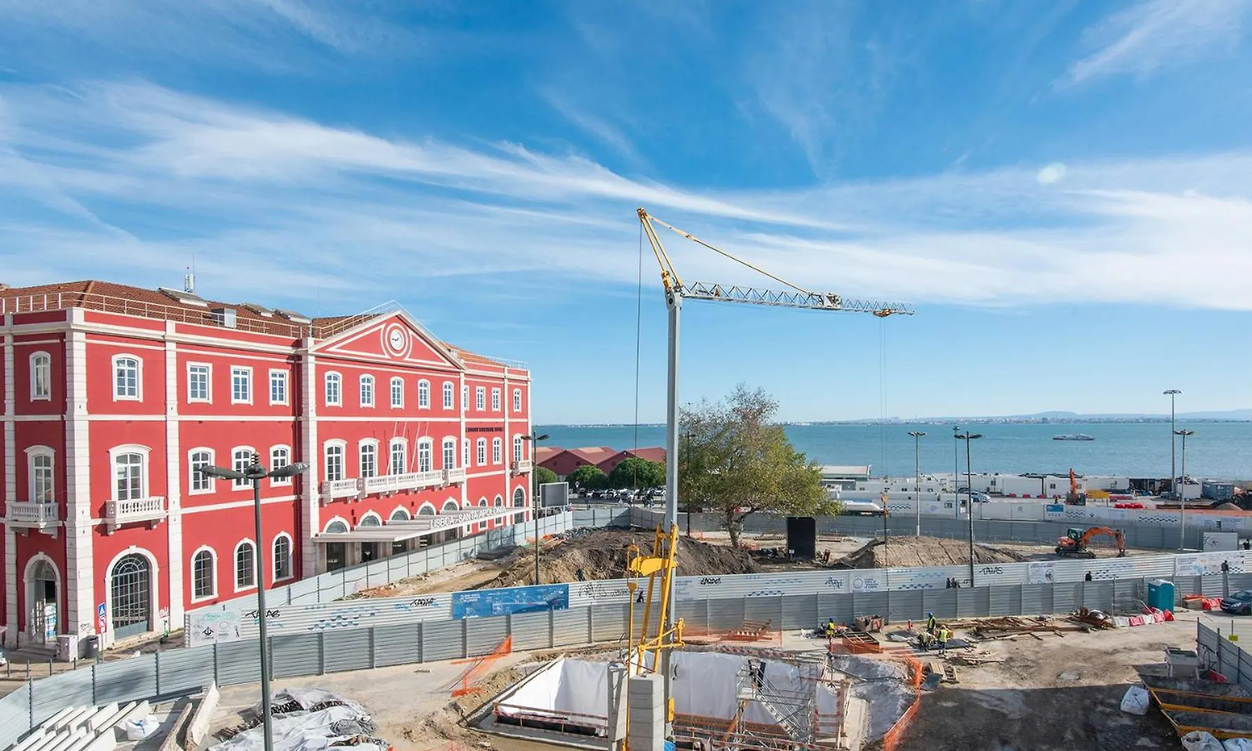 Very Sunny Apartment With Large Balcony 3Rd Floor Lisboa