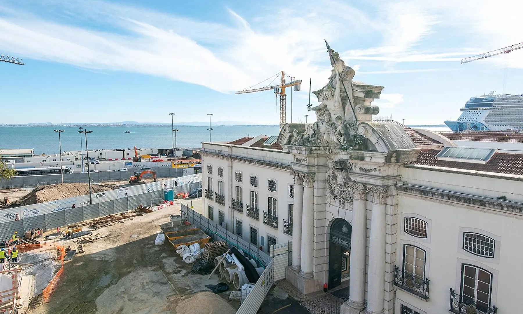Very Sunny Apartment With Large Balcony 3Rd Floor Lisboa 0*,
